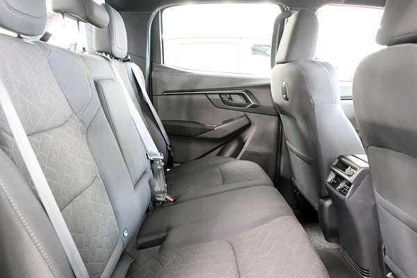 2025 Isuzu D-MAX X-RIDER 4X4