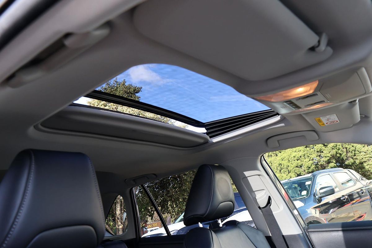2019 Toyota RAV4 Cruiser AXAH54R