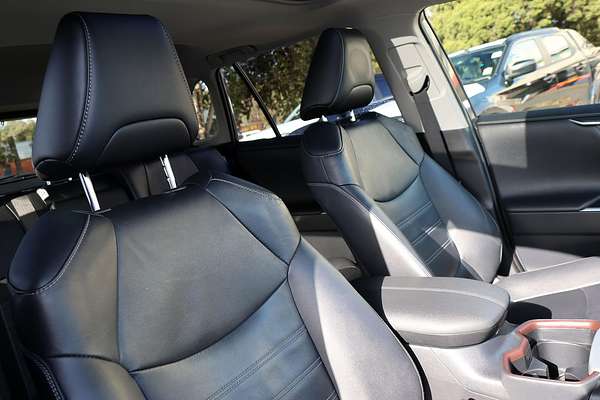 2019 Toyota RAV4 Cruiser AXAH54R