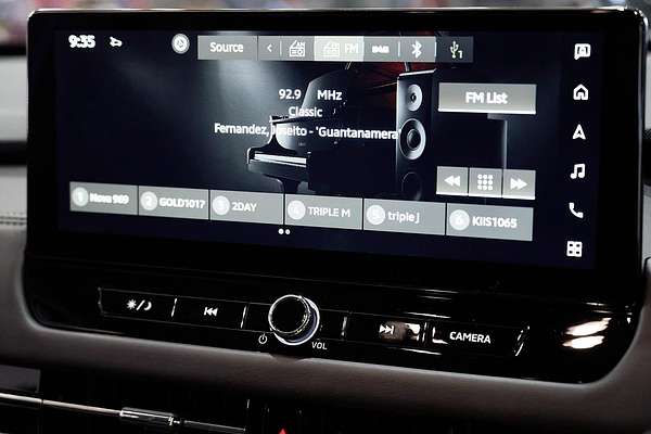2025 Mitsubishi Outlander Exceed ZM