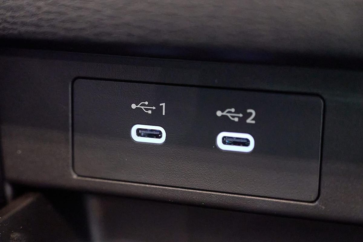 2025 Mitsubishi Outlander Exceed ZM