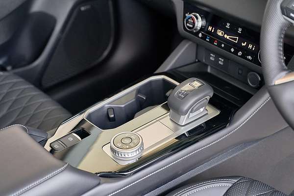 2025 Mitsubishi Outlander Exceed ZM