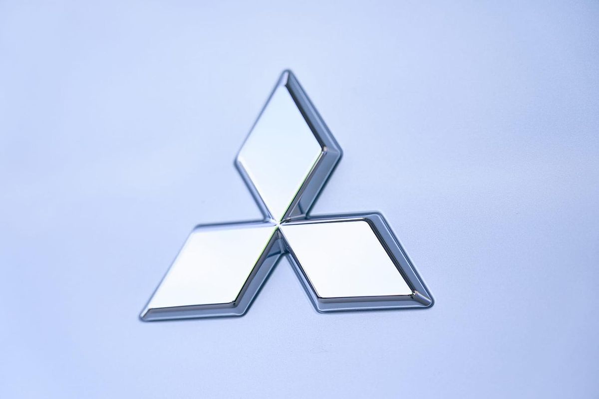 2025 Mitsubishi Outlander Exceed ZM