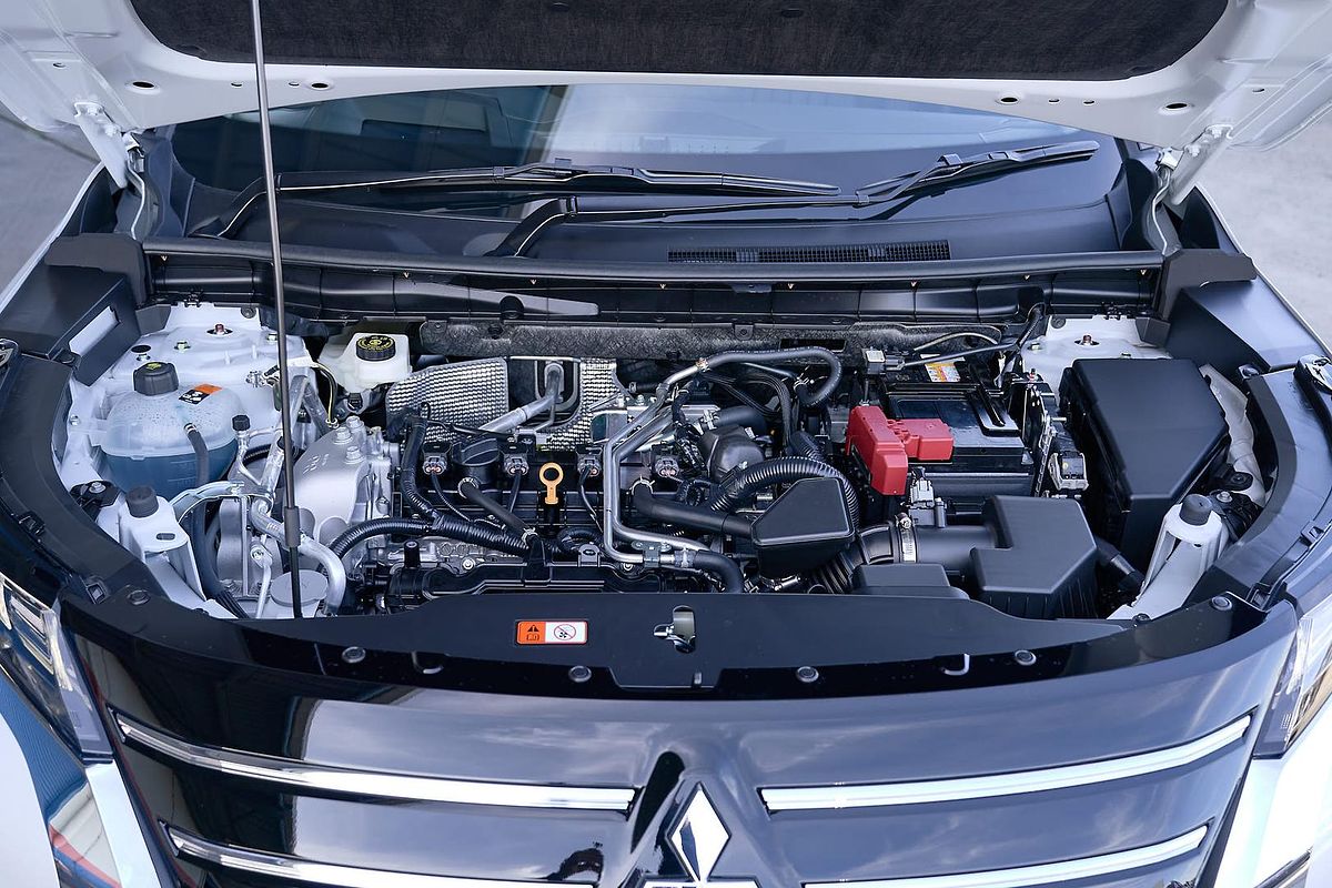 2025 Mitsubishi Outlander Exceed ZM