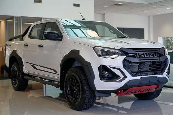 2025 Isuzu D-MAX BLADE 4X4