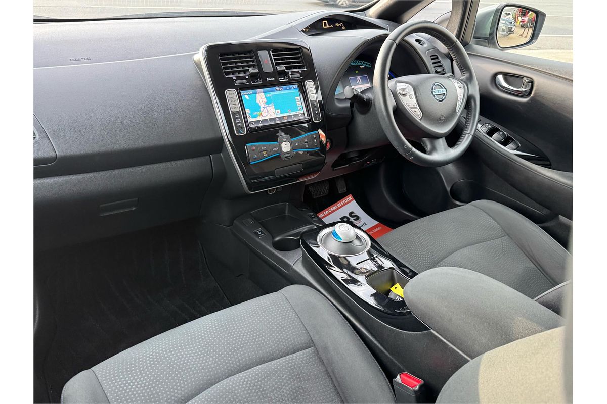 2016 Nissan LEAF ZE0