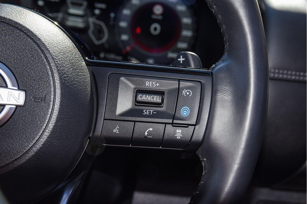 2023 Nissan Pathfinder Ti-L R53