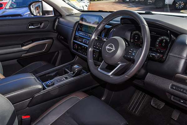 2023 Nissan Pathfinder Ti-L R53