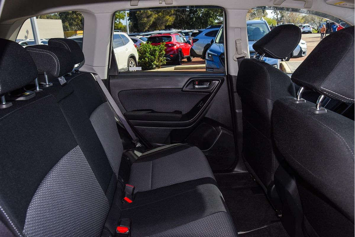 2016 Subaru Forester 2.0D-L S4