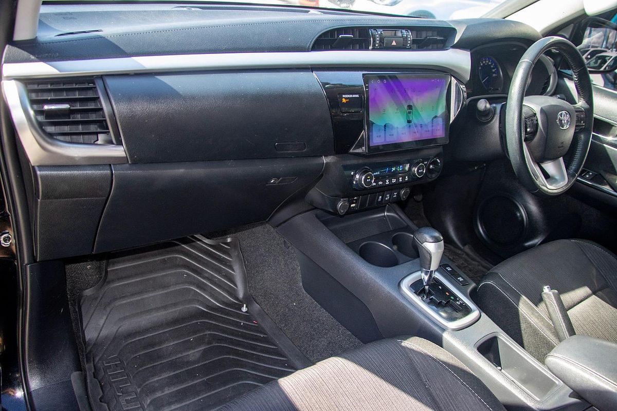 2019 Toyota Hilux SR5 GUN126R 4X4