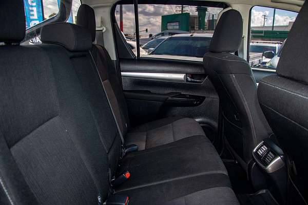 2019 Toyota Hilux SR5 GUN126R 4X4