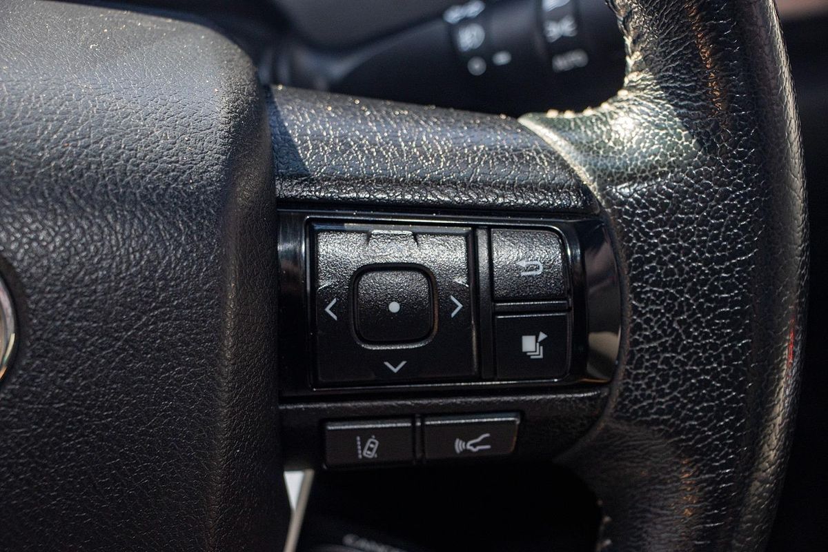 2019 Toyota Hilux SR5 GUN126R 4X4