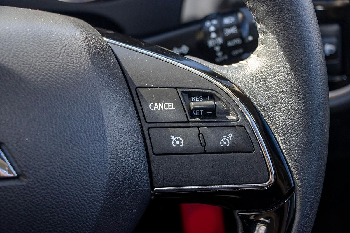 2020 Mitsubishi Outlander ES ZL