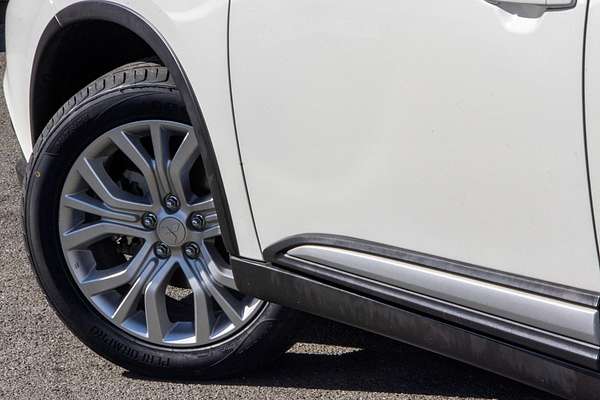 2020 Mitsubishi Outlander ES ZL