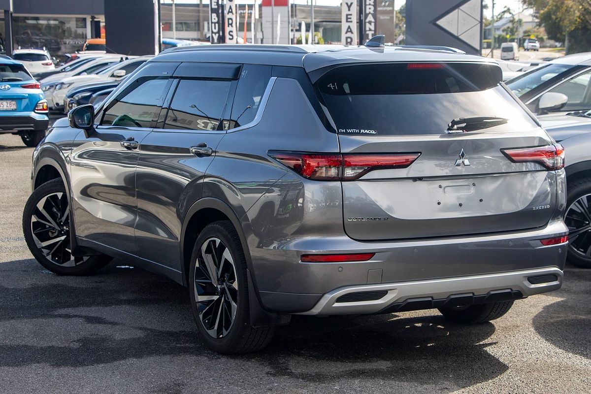 2021 Mitsubishi Outlander Exceed ZM