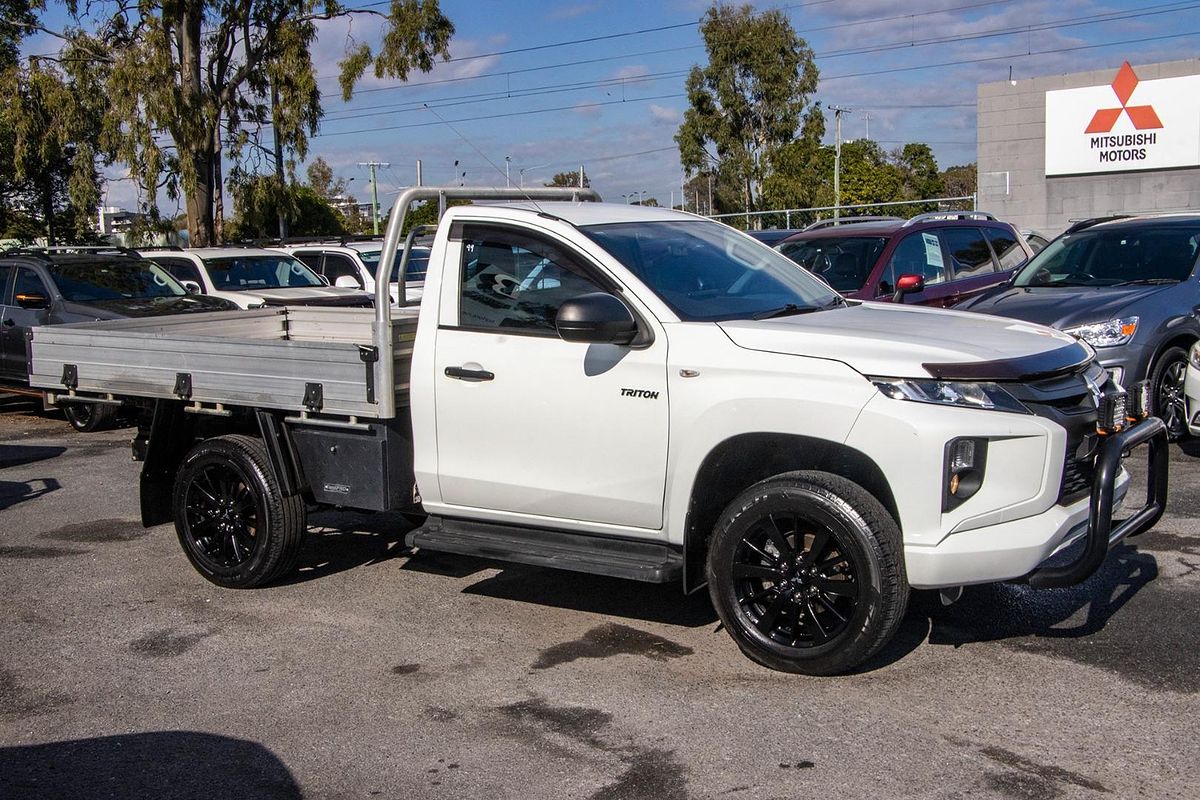 2018 Mitsubishi Triton GLX MR 4X4