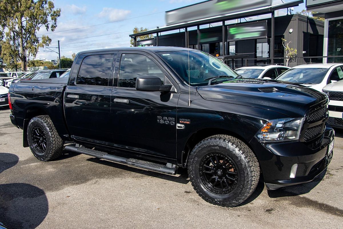 2021 RAM 1500 Express RamBox DS 4X4 SWB
