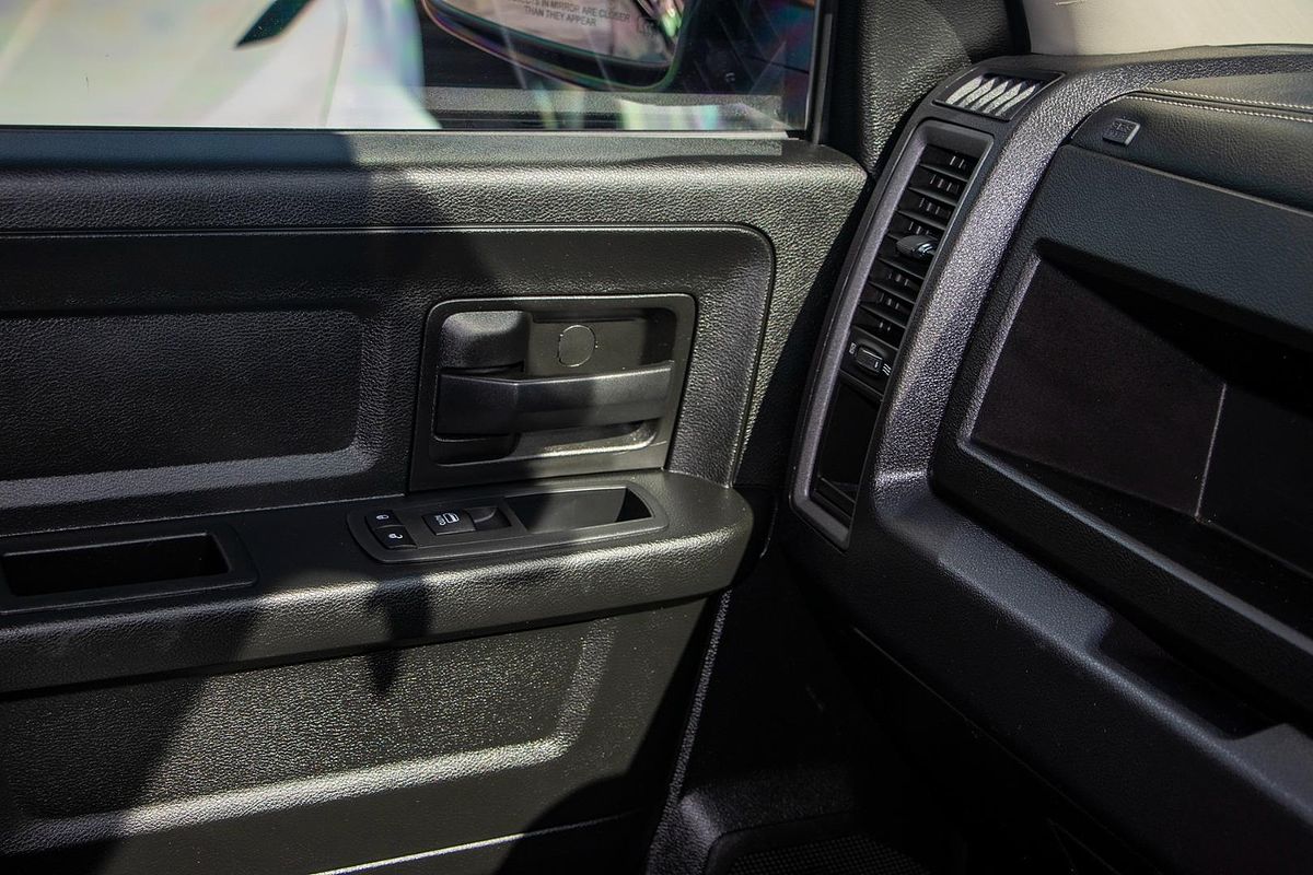 2021 RAM 1500 Express RamBox DS 4X4 SWB
