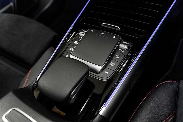 2024 Mercedes-Benz GLB-Class GLB250 X247
