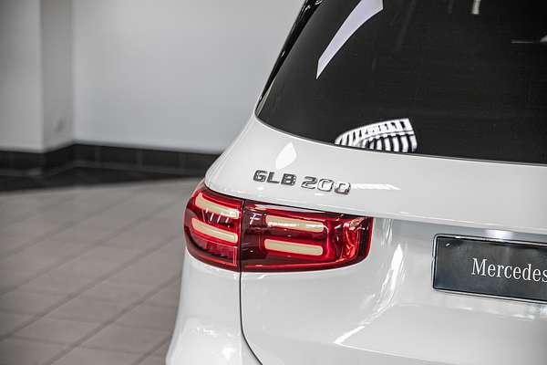 2024 Mercedes-Benz GLB-Class GLB200 X247