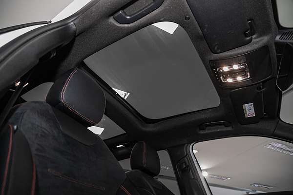 2024 Mercedes-Benz GLB-Class GLB200 X247