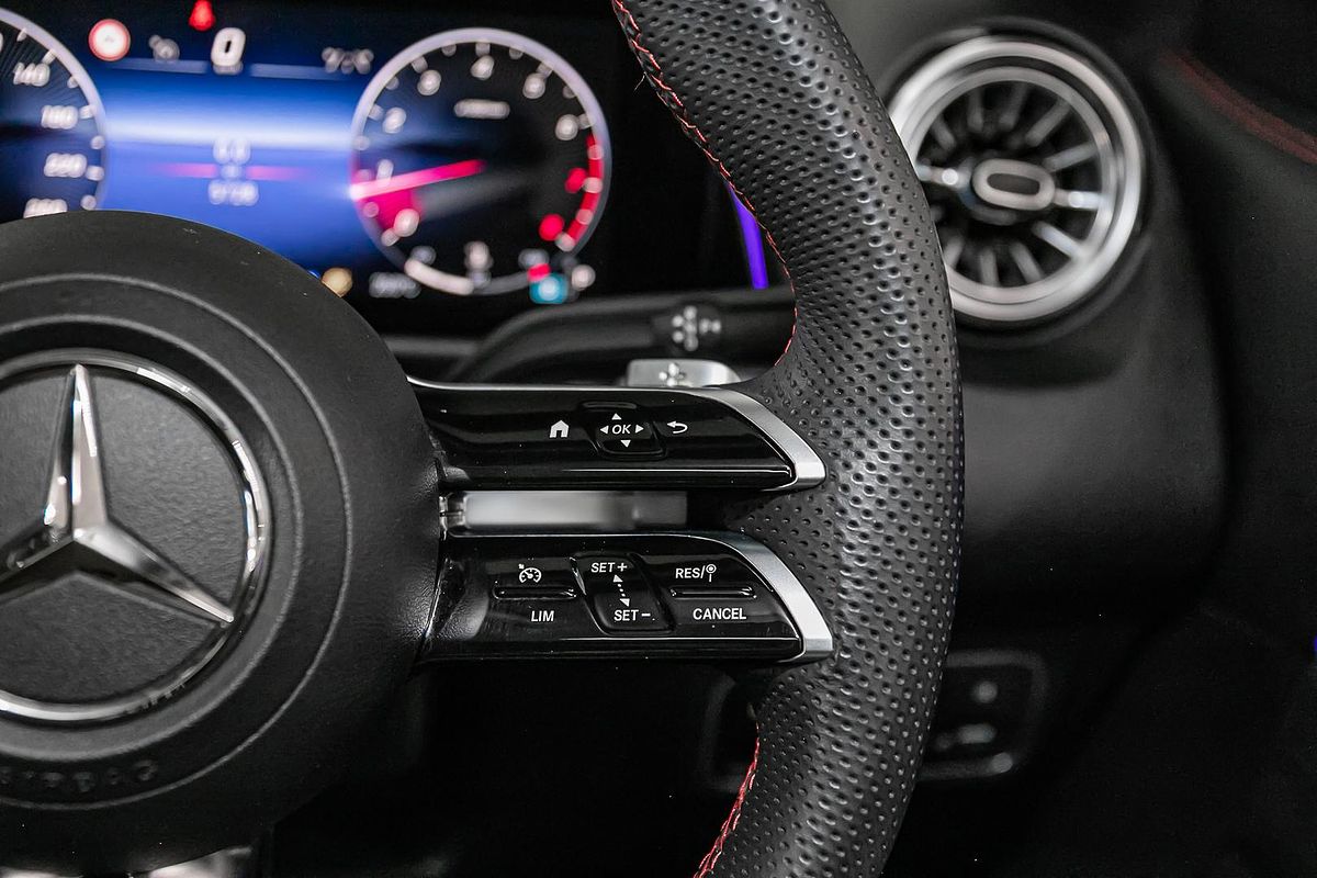 2024 Mercedes-Benz GLB-Class GLB200 X247