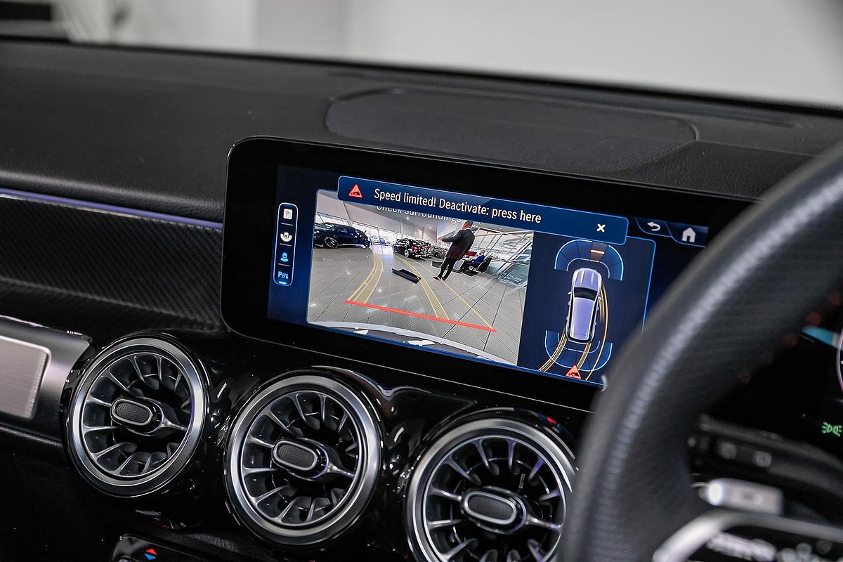 2024 Mercedes-Benz GLB-Class GLB200 X247