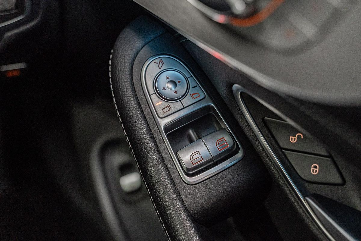 2016 Mercedes-Benz C-Class C300 C205