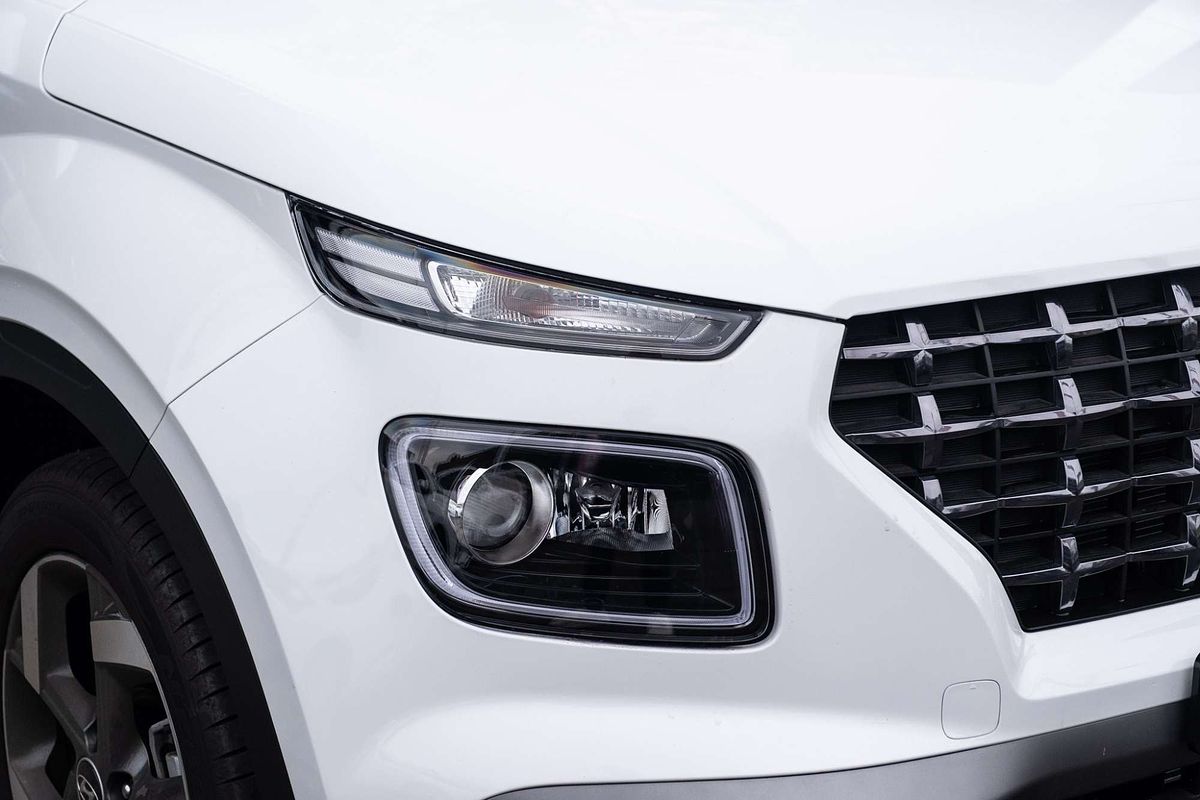 2024 Hyundai Venue Elite QX.V5