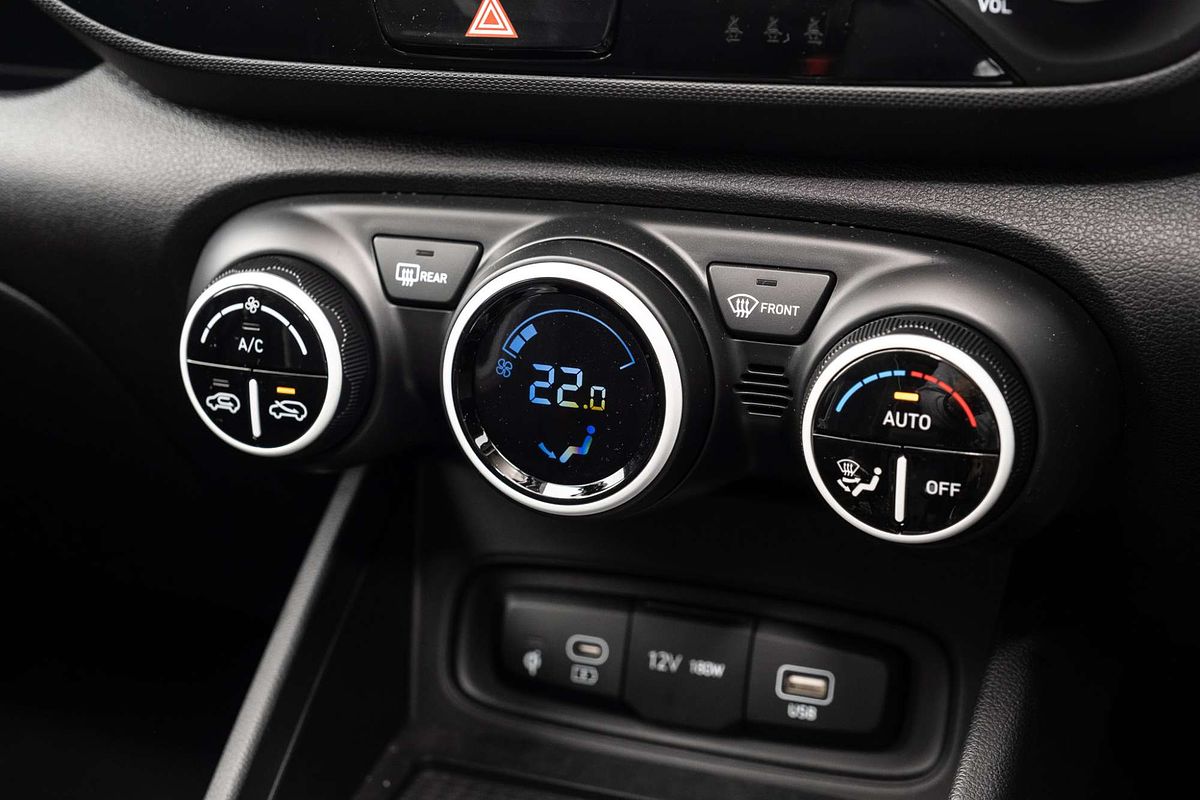 2024 Hyundai Venue Elite QX.V5