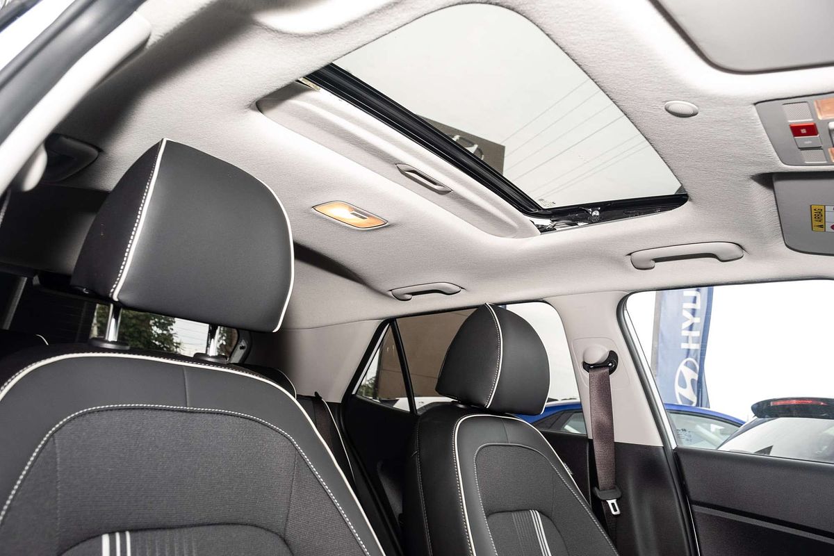 2024 Hyundai Venue Elite QX.V5