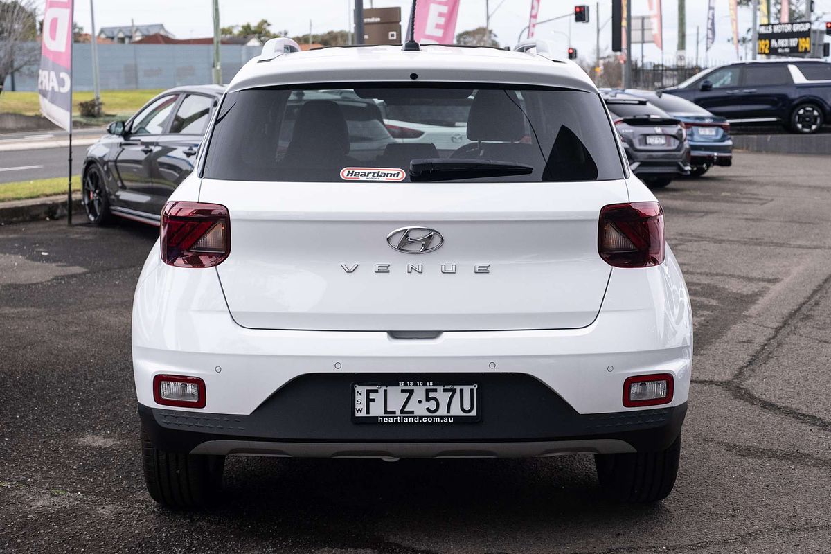 2024 Hyundai Venue Elite QX.V5
