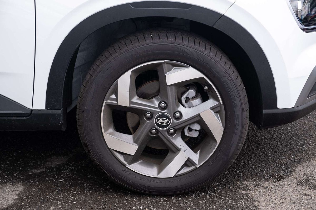 2024 Hyundai Venue Elite QX.V5
