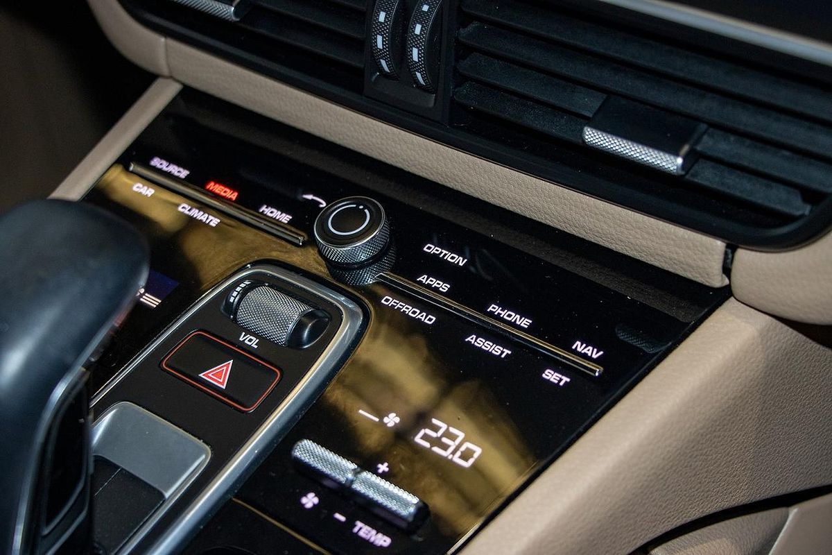 2019 Porsche Cayenne 9YA