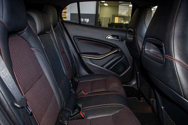 2018 Mercedes-Benz GLA-Class GLA180 X156