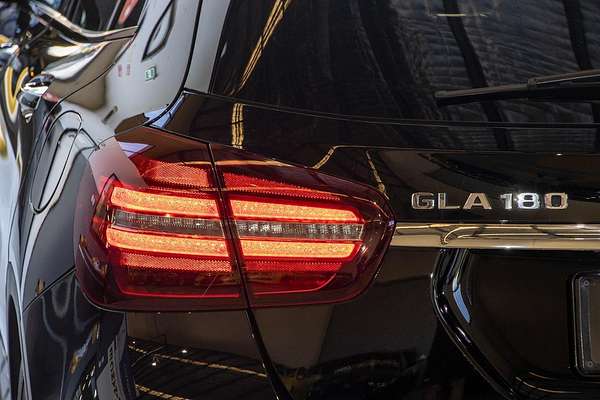 2018 Mercedes-Benz GLA-Class GLA180 X156