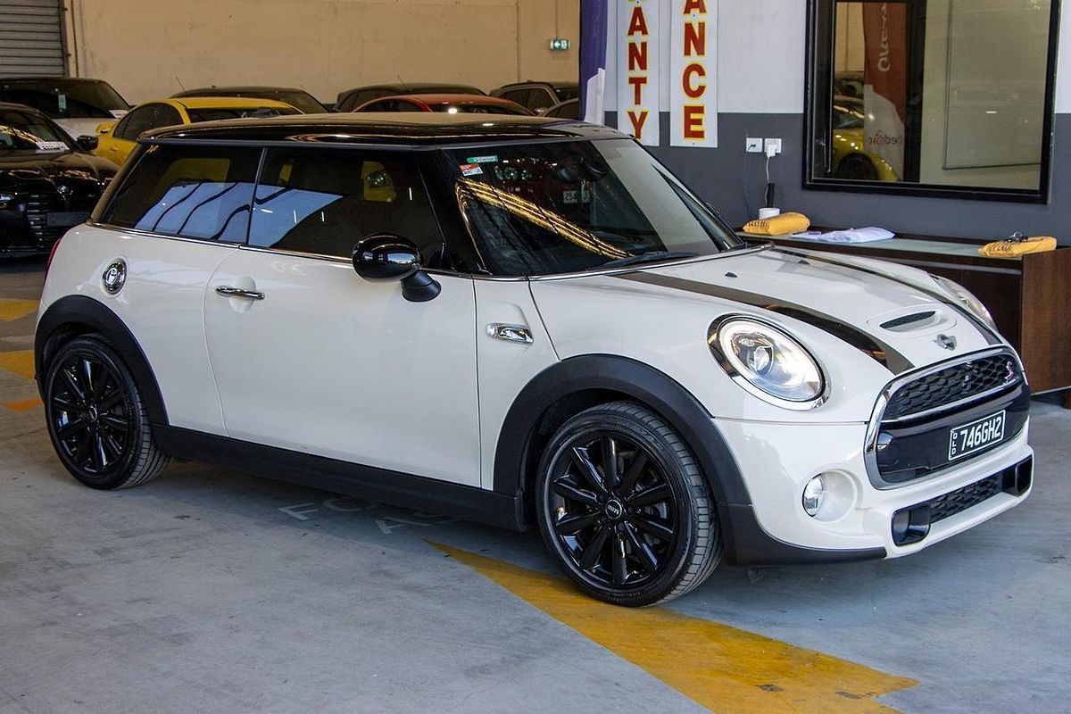 2016 MINI Hatch Cooper S F56