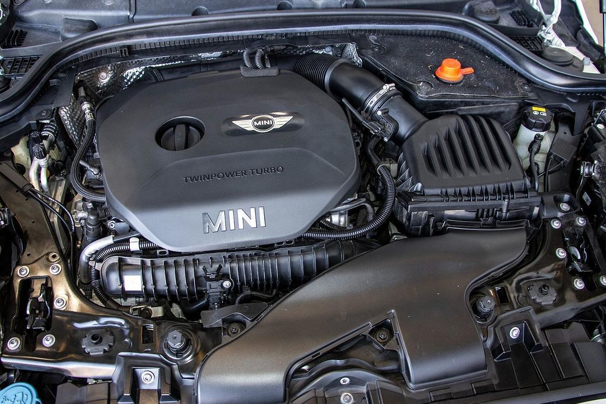 2016 MINI Hatch Cooper S F56