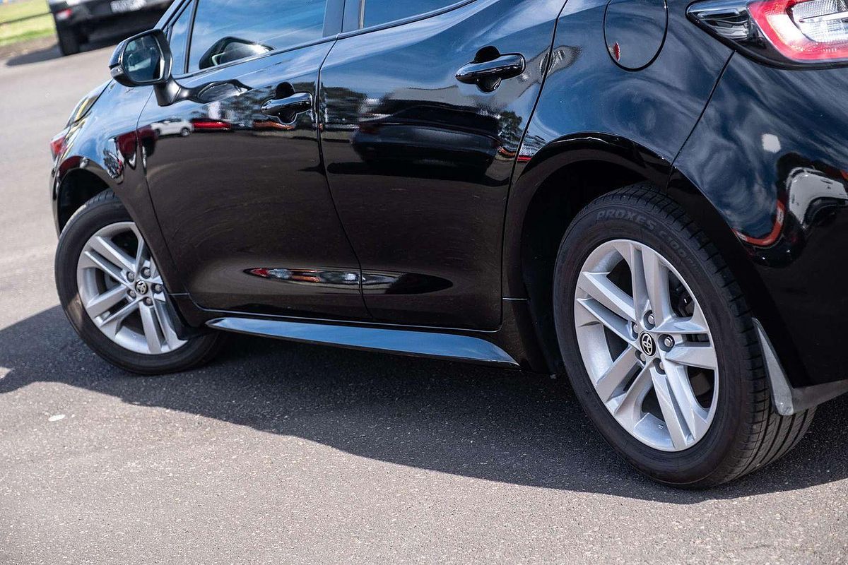 2019 Toyota Corolla Ascent Sport MZEA12R