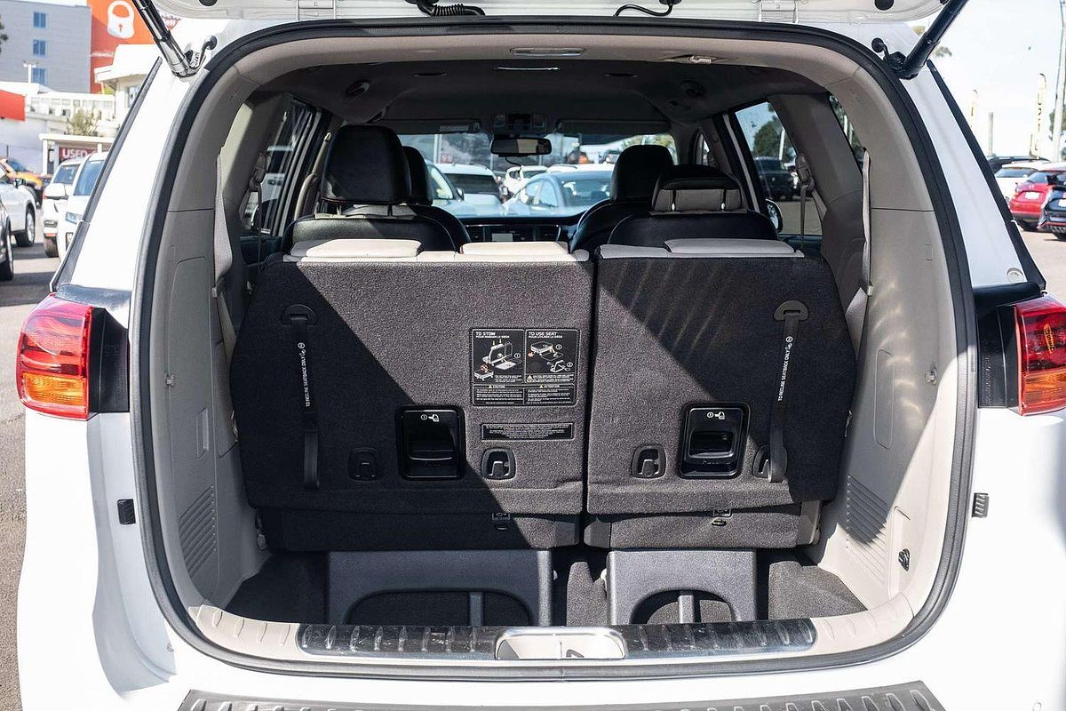 2019 Kia Carnival Platinum YP