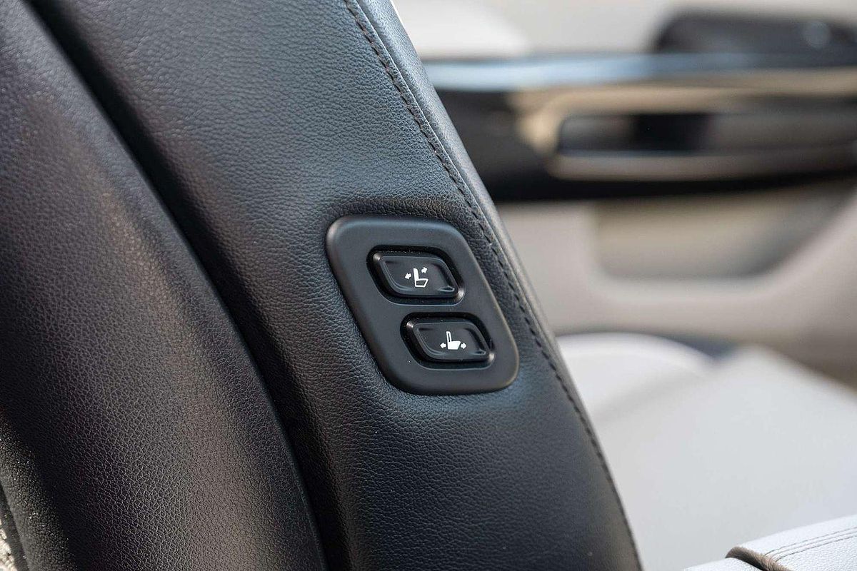 2019 Kia Carnival Platinum YP
