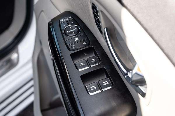 2019 Kia Carnival Platinum YP