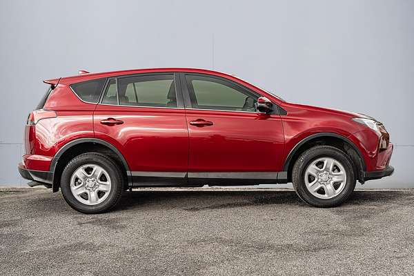 2018 Toyota RAV4 GX ZSA42R