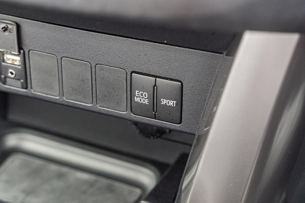 2018 Toyota RAV4 GX ZSA42R
