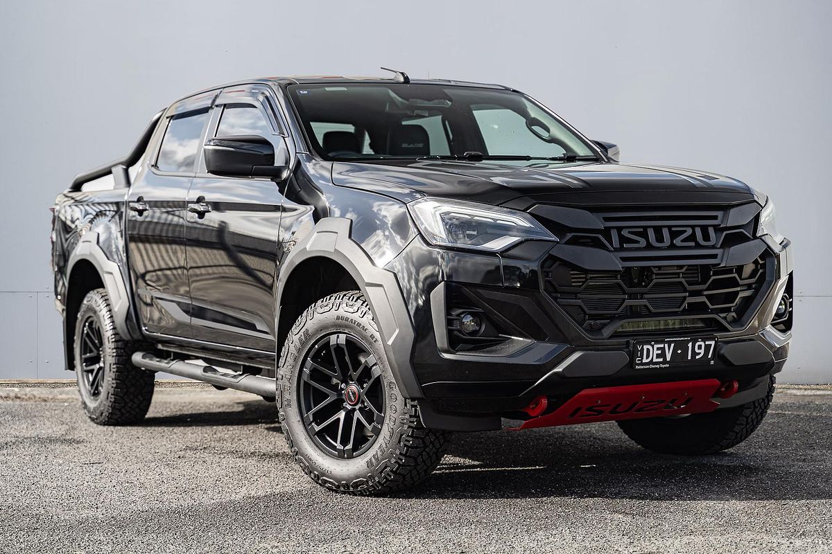 2024 Isuzu D-MAX BLADE 4X4