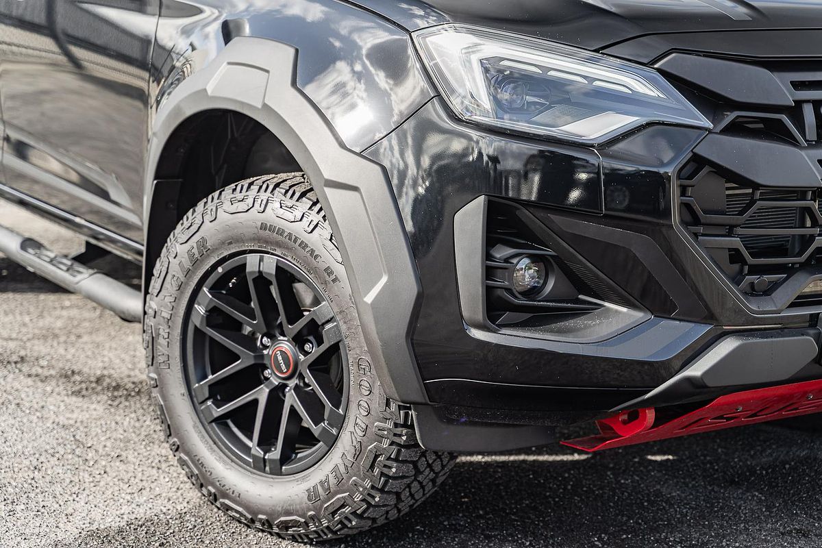 2024 Isuzu D-MAX BLADE 4X4