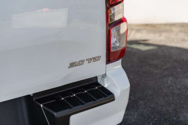 2025 Isuzu D-MAX SX 4X4
