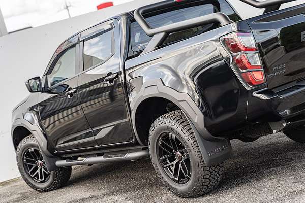 2024 Isuzu D-MAX BLADE 4X4