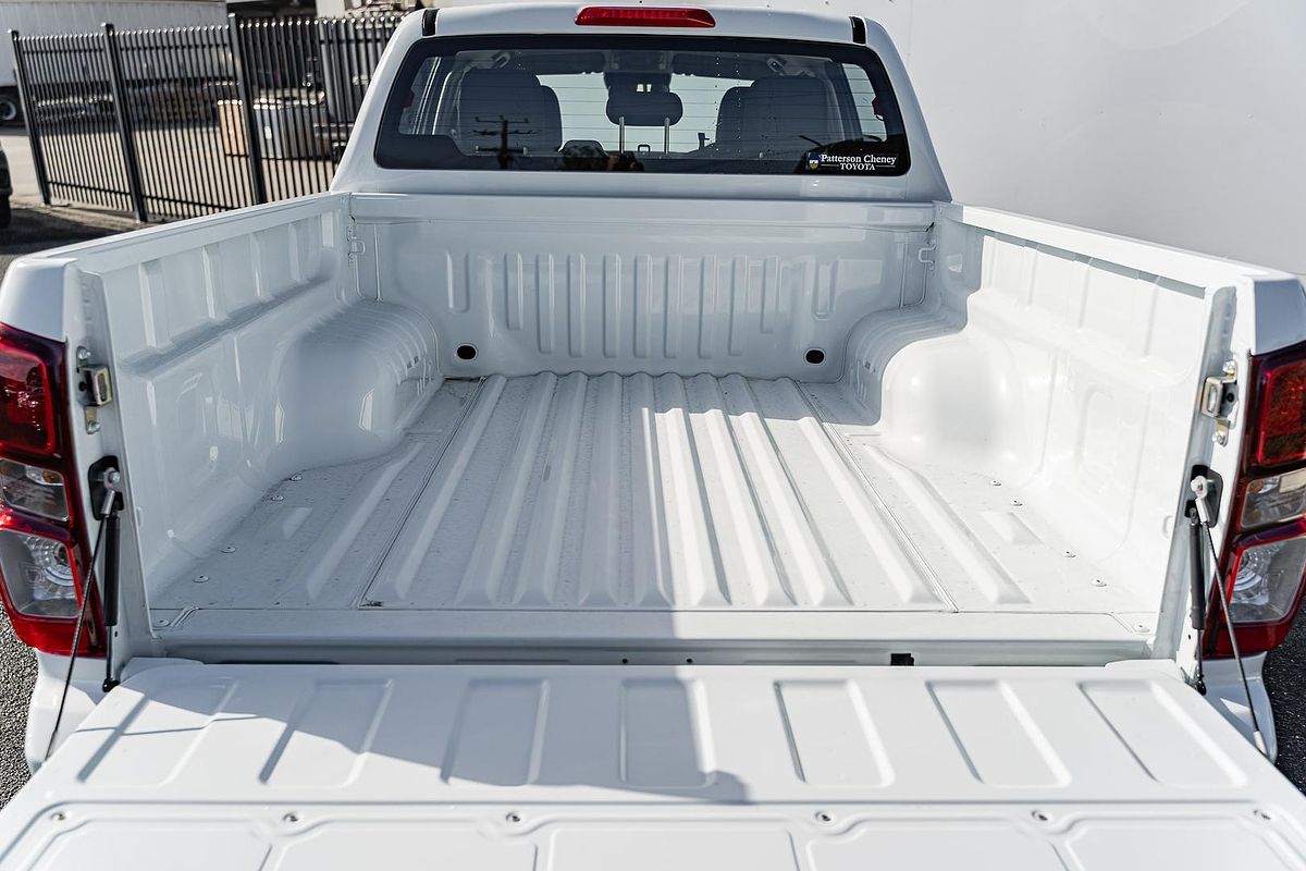 2025 Isuzu D-MAX SX 4X4