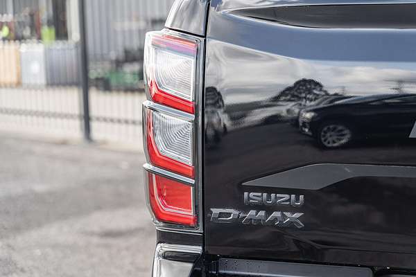 2024 Isuzu D-MAX BLADE 4X4